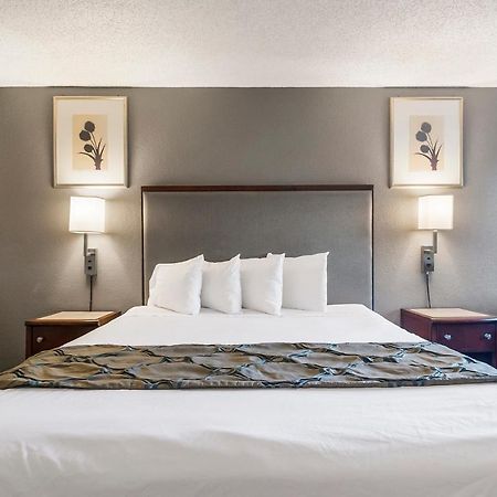 Heritage Inn Express Гейвард Екстер'єр фото