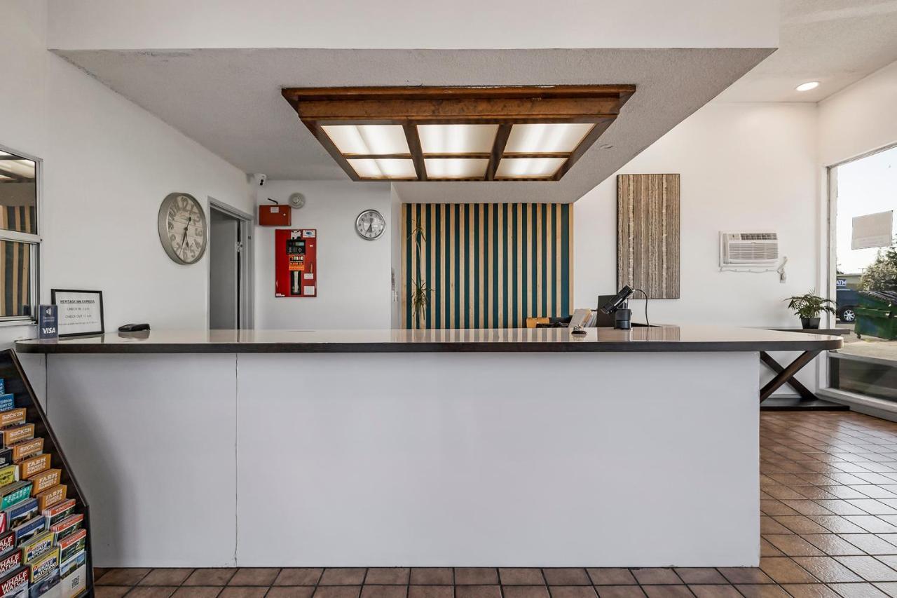 Heritage Inn Express Гейвард Екстер'єр фото